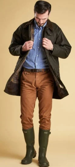 Barbour M's Classic Northumbria Wax Jacket Dark Olive Check