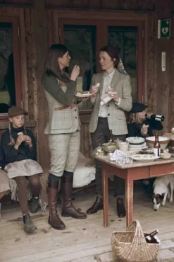 Chevalier Advie Tweed Blazer naisille, Willow Green Checked