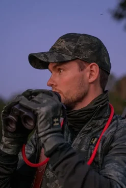 Härkila NOCTYX Camo Light Cap metsästyslippalakki valolla, AXIS MSP®Black