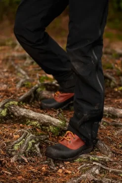 Lundhags Laka naisten ulkoiluhousut musta